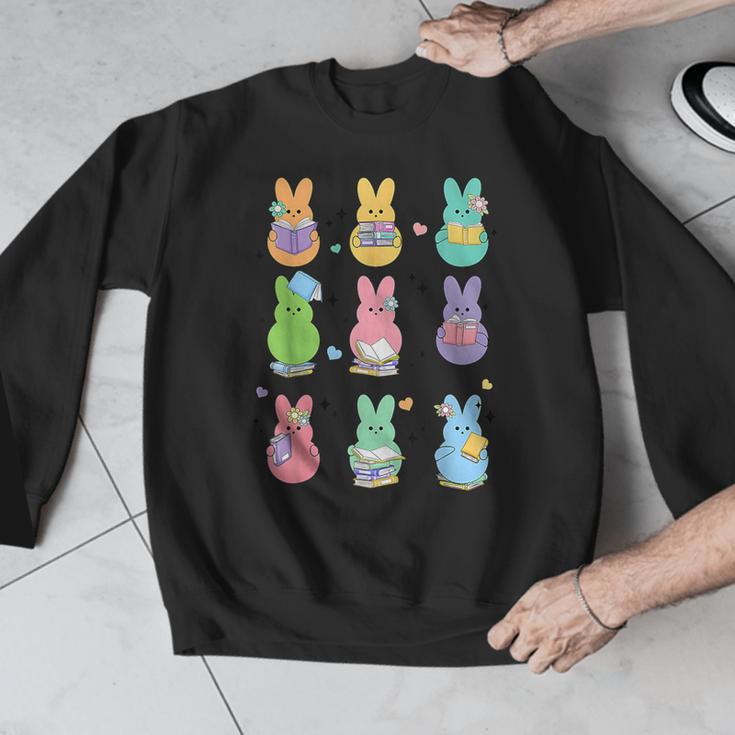 Bunny Reading Books Easter Day Librarian Teacher Book Men Graphic Sweatshirt, Easter Teacher Gifts, funny design