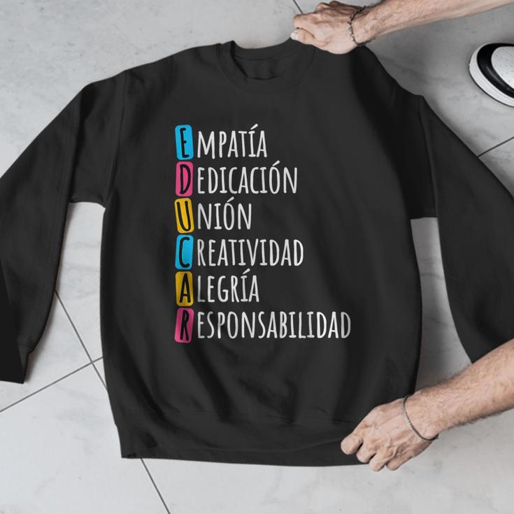 Educar Bilingual Spanish Teacher Men Graphic Sweatshirt, funny design