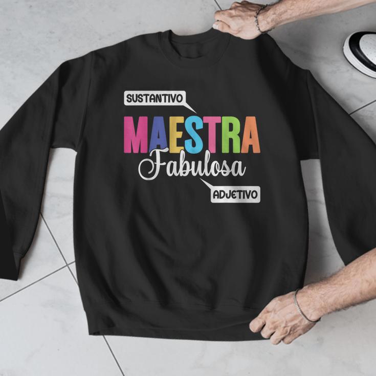 Maestra Fabulosa Bilingual Spanish Espanol Teacher School Men Graphic Sweatshirt, funny design