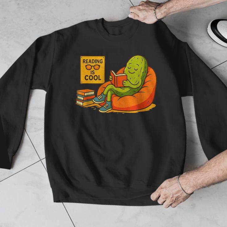 Pickle Reading Books Bookworm Teacher Librarian Kids Retro Men Graphic Sweatshirt, funny design