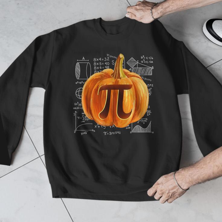 Pumpkin Pie Halloween Thanksgiving Math Teacher Pi Day Men Graphic Sweatshirt, funny design Pumpkin Pie Halloween Thanksgiving Math Teacher Pi Day Men Graphic Sweatshirt, funny design
