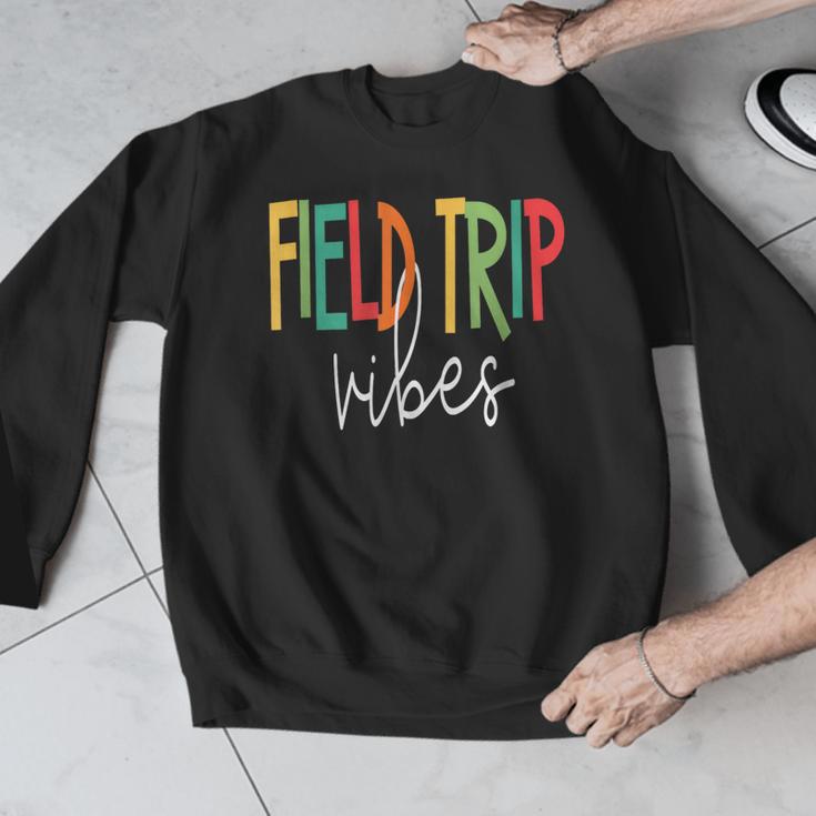 Retro Field Trip Vibes Vintage Field Trip Vibes Teacher Kids Men Graphic Sweatshirt, funny design Retro Field Trip Vibes Vintage Field Trip Vibes Teacher Kids Men Graphic Sweatshirt, funny design