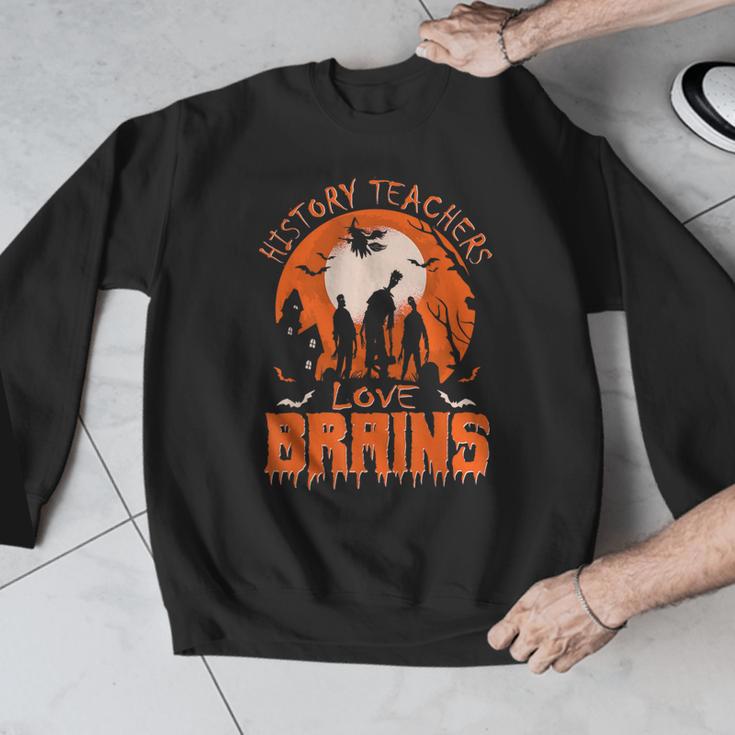 History Teachers Love Brains Halloween Teacher For Men Women Men Graphic Sweatshirt, History Teacher Gifts, funny design