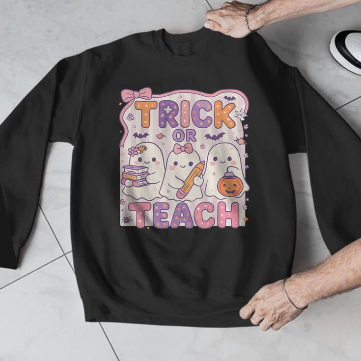 Trick Or Teach Retro Halloween Teacher Look Men Graphic Sweatshirt, funny design Trick Or Teach Retro Halloween Teacher Look Men Graphic Sweatshirt, funny design