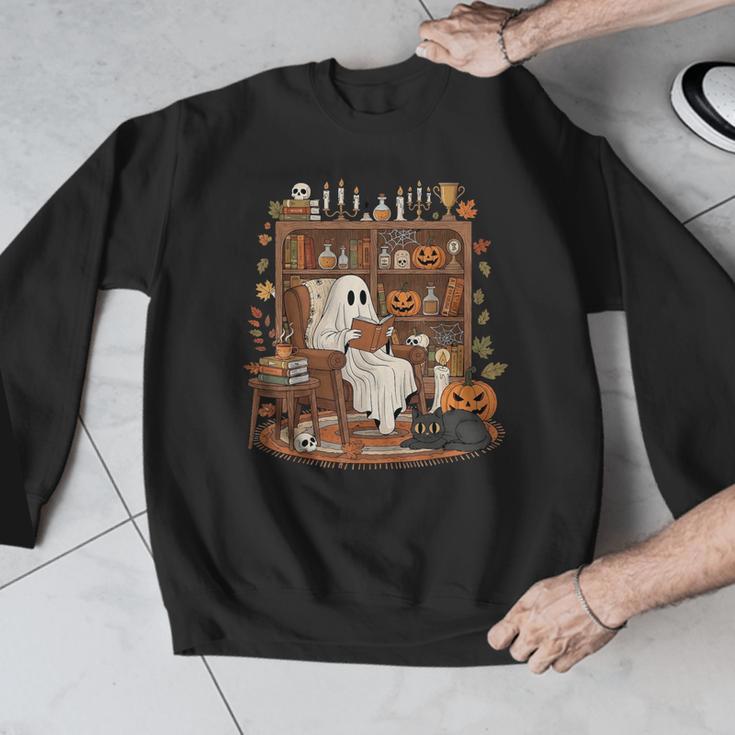 Vintage Ghost Book Reading Pumpkin Gothic Halloween Teachers Men Graphic Sweatshirt, funny design Vintage Ghost Book Reading Pumpkin Gothic Halloween Teachers Men Graphic Sweatshirt, funny design