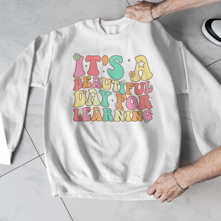 It's Beautiful Day For Learning Retro Teacher Students Women Men Graphic Sweatshirt, funny design