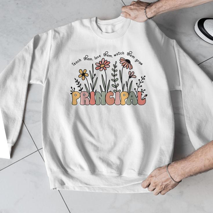 Retro Vintage Floral Principal Shirt For Women Teachers Day Men Graphic Sweatshirt, funny design