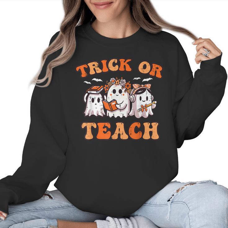 Halloween Teacher Ghosts Trick Or Teach Retro Costume Women Women Crewneck Sweatshirt