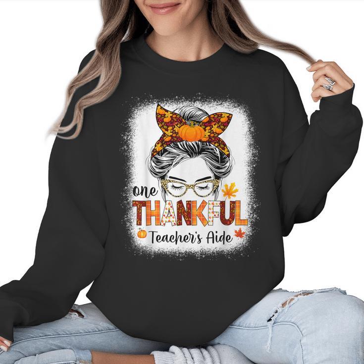 One Thankful Teacher's Aide Messy Bun Thanksgiving Fall Women Crewneck Sweatshirt
