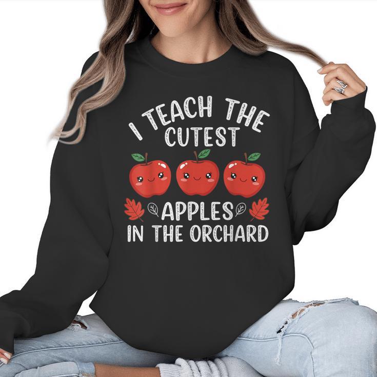 I Teach The Cutest Apples In The Orchard Cute Fall Teacher Women Crewneck Sweatshirt
