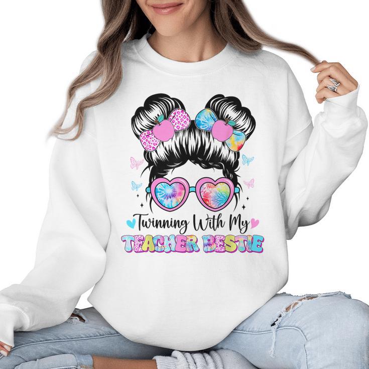 Twinning With My Teacher Bestie Twin Day Friends Teacher Women Crewneck Sweatshirt