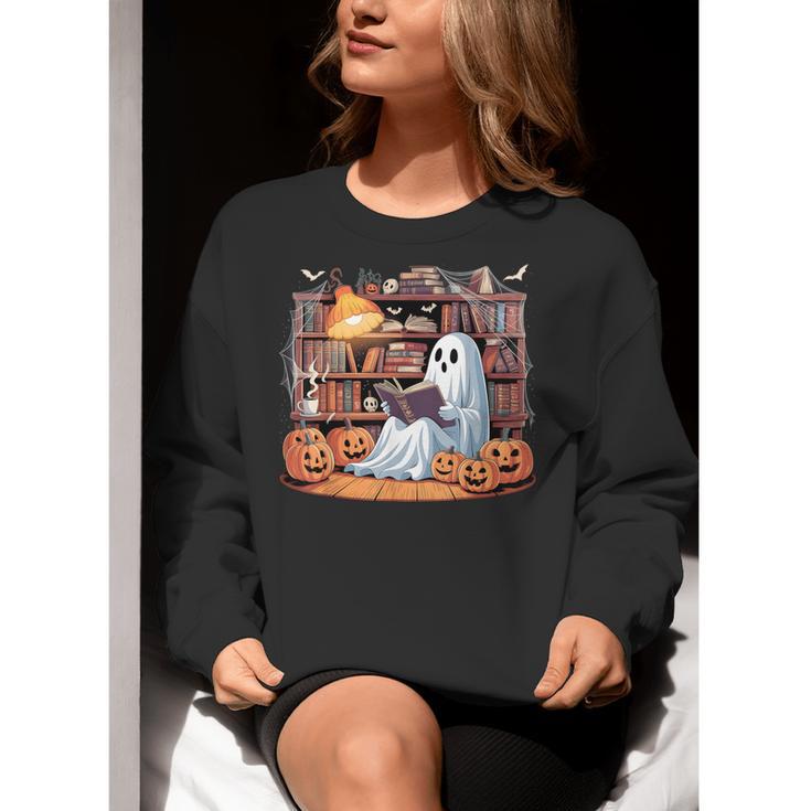 Ghost Book Reading Halloween Books Lover Teacher Women Crewneck Sweatshirt, funny gift
