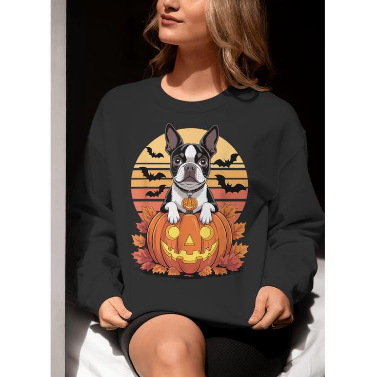 Halloween Retro Boston Terrier Women Crewneck Sweatshirt, Boston Terrier Halloween Sweatshirts, funny gift