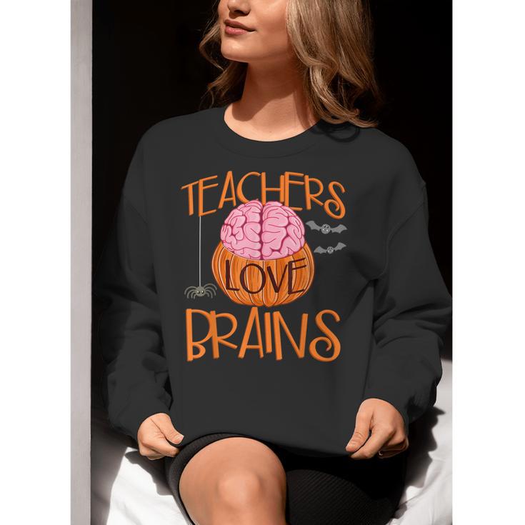 Teachers Love Brains Halloween T-Shirt For Men Women Women Crewneck Sweatshirt, funny gift Teachers Love Brains Halloween T-Shirt For Men Women Women Crewneck Sweatshirt, funny gift