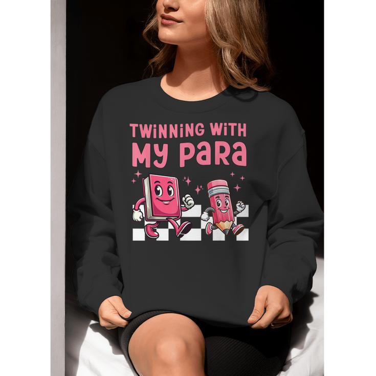 Twinning With My Para Teacher Matching Paraprofessional 70s For Men Women Women Crewneck Sweatshirt, funny gift Twinning With My Para Teacher Matching Paraprofessional 70s For Men Women Women Crewneck Sweatshirt, funny gift