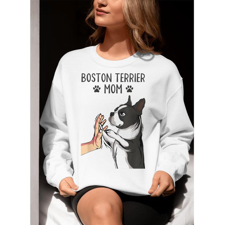 Boston Terrier Mom Dogs Mum Woman Women Crewneck Sweatshirt, Boston Terrier Mom Sweatshirts, funny gift