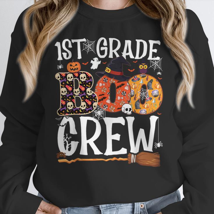 1st Grade Boo Crew Cute Ghost Halloween Teacher Kids Women Crewneck Sweatshirt, funny design