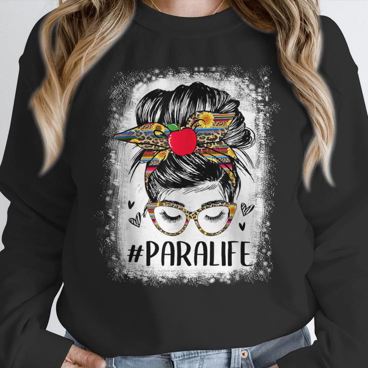Bleached Teacher Para Life Paraprofessional Cute Messy Bun For Men Women Girls Kids Women Crewneck Sweatshirt, funny design