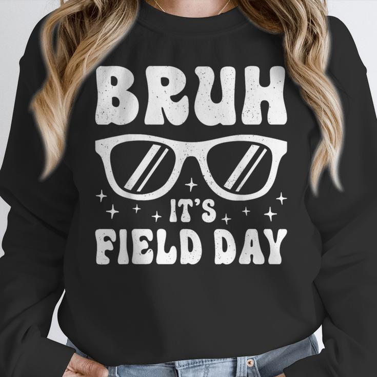 Bruh It's Field Day Teacher Boys Girls Kids Happy Field Day Women Crewneck Sweatshirt, funny design