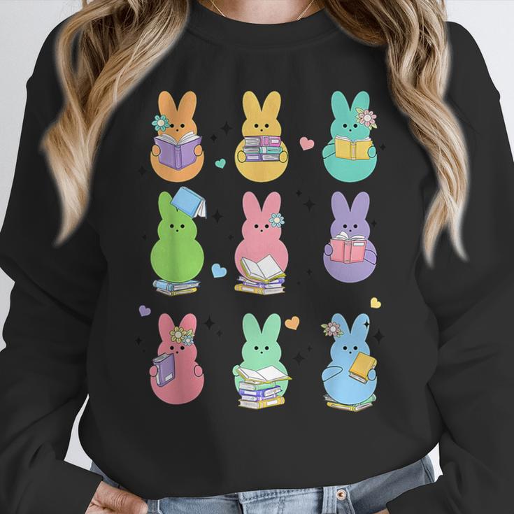 Bunny Reading Books Easter Day Librarian Teacher Book Women Crewneck Sweatshirt, Easter Teacher Gifts, funny design