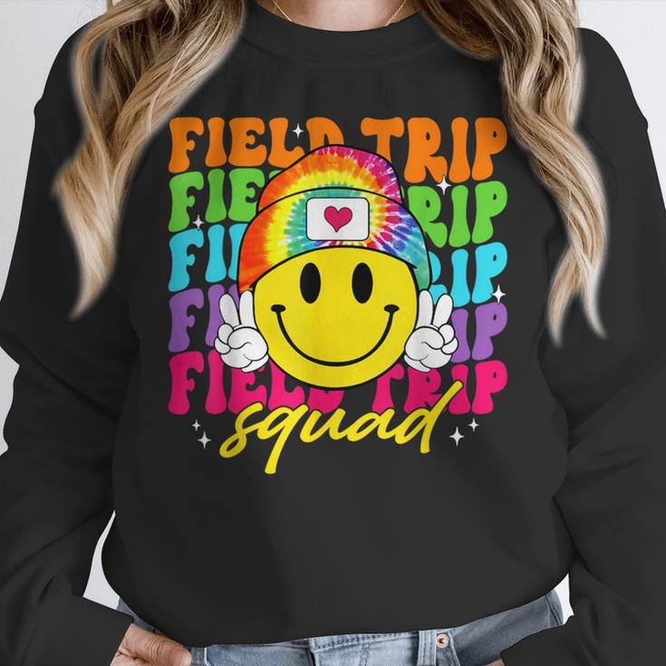 Field Trip Squad Groovy Field Day Smile Face Teacher Tie Dye Women Crewneck Sweatshirt, Groovy Teacher Gifts, funny design