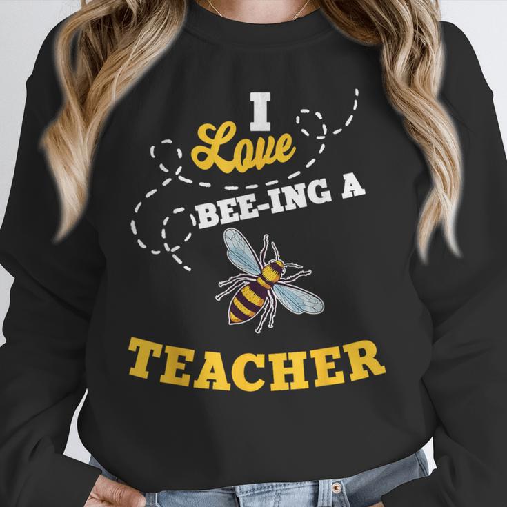 I Love Bee-Ing A Teacher Honey Bee Job Profession Women Crewneck Sweatshirt, funny design