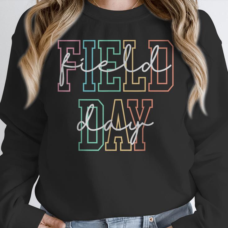 School Field Day Happy Field Day Tee Teacher Life Summer Women Crewneck Sweatshirt, funny design