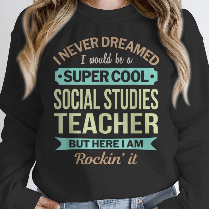 Social Studies Teacher Appreciation Men Women Women Crewneck Sweatshirt, funny design Social Studies Teacher Appreciation Men Women Women Crewneck Sweatshirt, funny design