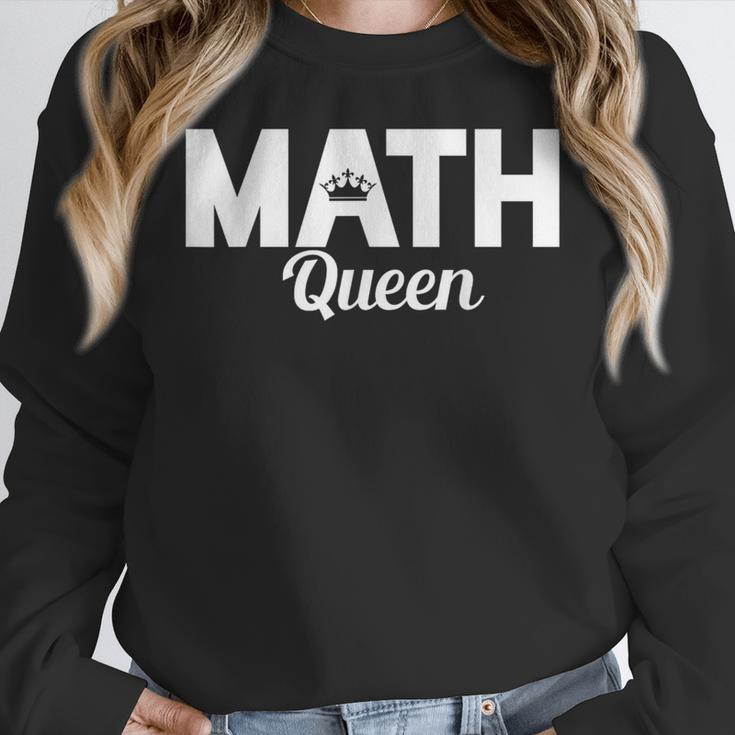 TeeArt Math Mathematics Queen Math Teacher Women Crewneck Sweatshirt, funny design TeeArt Math Mathematics Queen Math Teacher Women Crewneck Sweatshirt, funny design