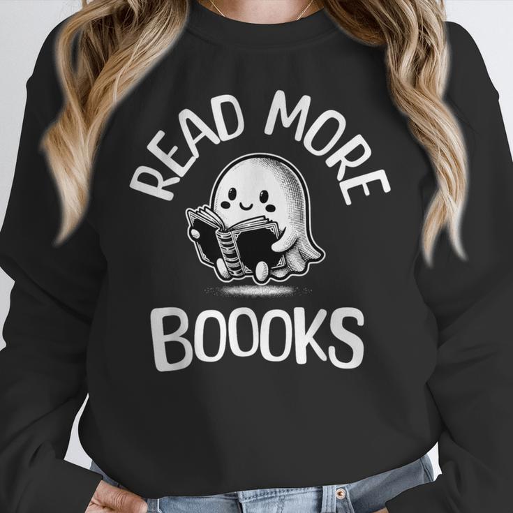 Vintage Halloween Teacher Women Reading Read More Books Women Crewneck Sweatshirt, funny design