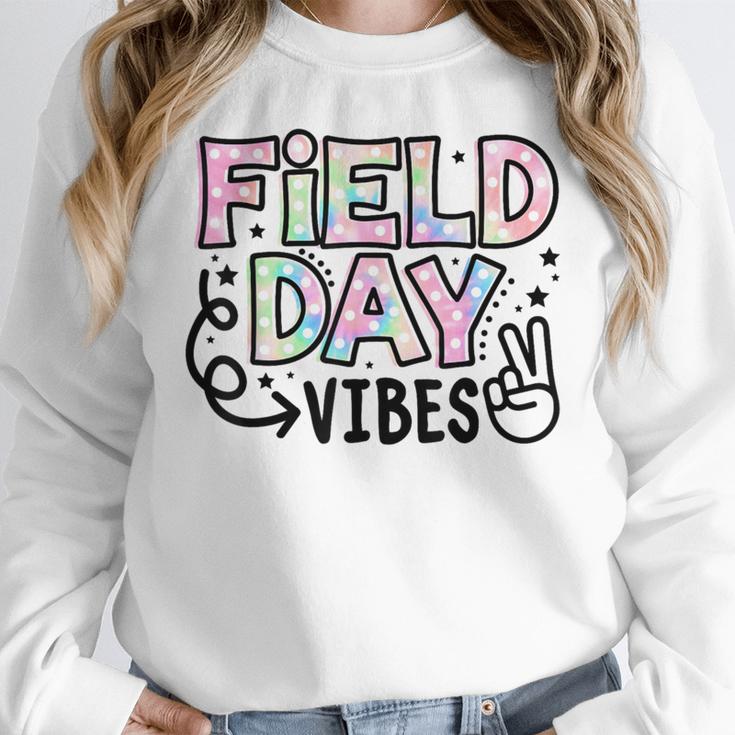 Field Day Vibes For Teacher Kids Happy Field Day 2025 Women Crewneck Sweatshirt, funny design Field Day Vibes For Teacher Kids Happy Field Day 2025 Women Crewneck Sweatshirt, funny design