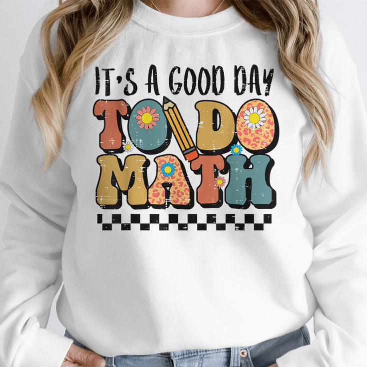 Good Day To Do Math Teacher Vintage Groovy Nerd Women Men Women Crewneck Sweatshirt, Groovy Teacher Gifts, funny design