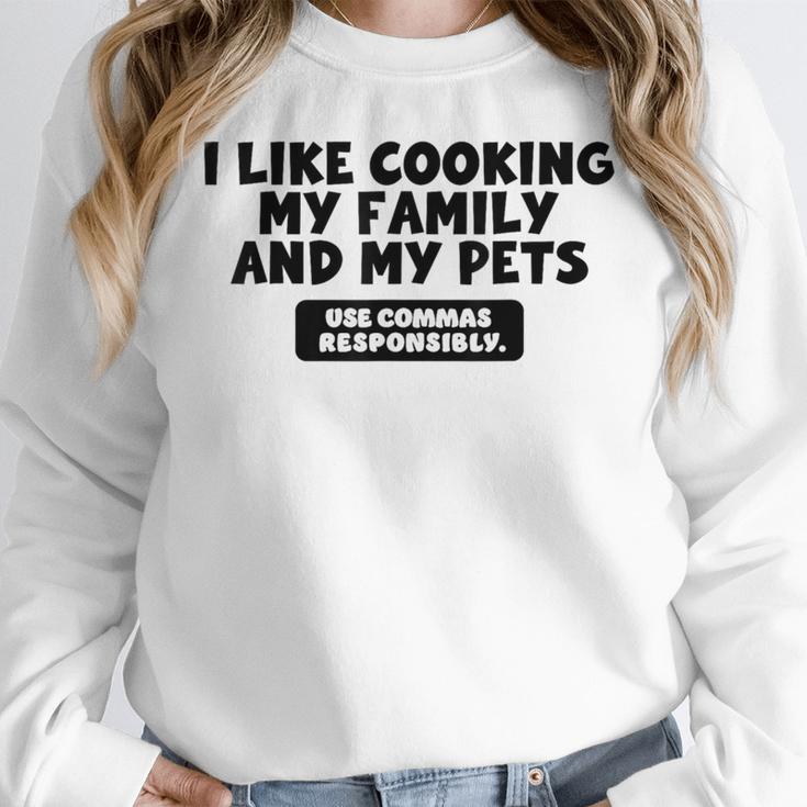 Grammar T Shirt Back To School English Teacher Women Crewneck Sweatshirt, English Teacher Gifts, funny design Grammar T Shirt Back To School English Teacher Women Crewneck Sweatshirt, English Teacher Gifts, funny design