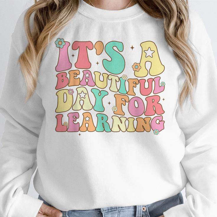 It's Beautiful Day For Learning Retro Teacher Students Women Women Crewneck Sweatshirt, funny design It's Beautiful Day For Learning Retro Teacher Students Women Women Crewneck Sweatshirt, funny design