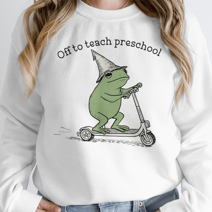 Pre K Grade Teacher Frog Back To School Preschool Women Crewneck Sweatshirt, funny design