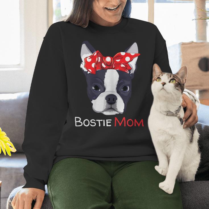 Boston Terrier Mom Bostie Women Girls Women Crewneck Sweatshirt, Boston Terrier Mom Sweatshirts, gift for family, gift for coworker