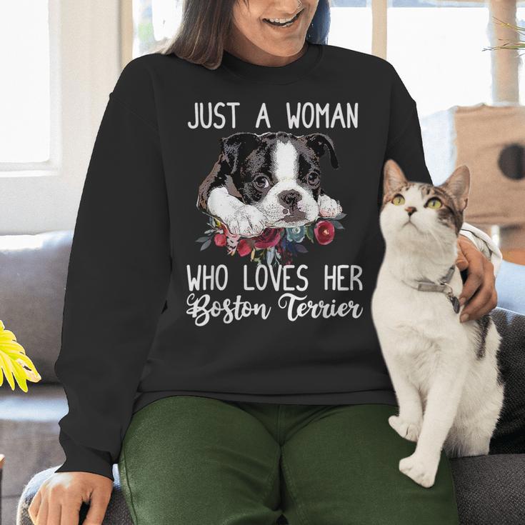 Just a Woman Who Loves Her Boston Terrier Cute Dog Mom Women Crewneck Sweatshirt, Boston Terrier Mom Sweatshirts, gift for family, gift for coworker