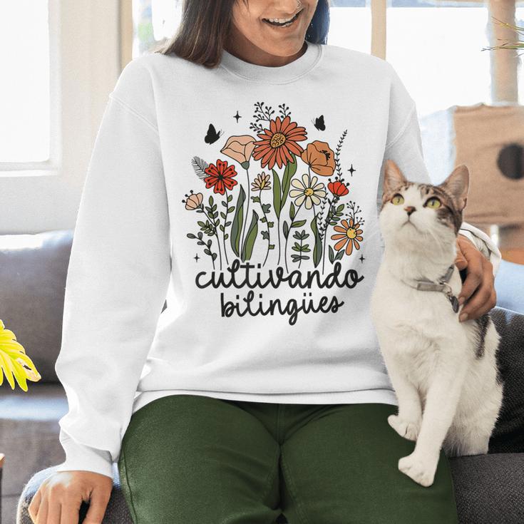 Cultivando Bilingues Dual Language Crew Bilingual Teacher Men Women Girls Kids Women Crewneck Sweatshirt, gift for family, gift for coworker