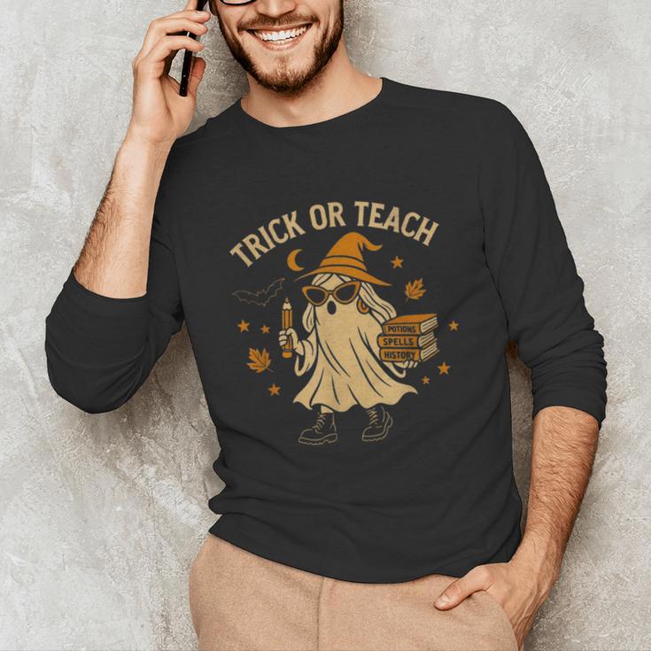 Trick Or Teach Halloween Teacher Unisex Long Sleeve T-Shirt, funny gift Trick Or Teach Halloween Teacher Unisex Long Sleeve T-Shirt, funny gift