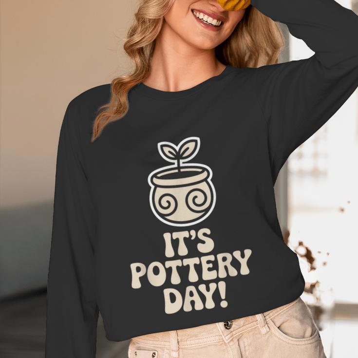 Its Pottery Day Clay Craft Ceramic Hobby Artisan Art Teacher Unisex Long Sleeve T-Shirt, funny design Its Pottery Day Clay Craft Ceramic Hobby Artisan Art Teacher Unisex Long Sleeve T-Shirt, funny design