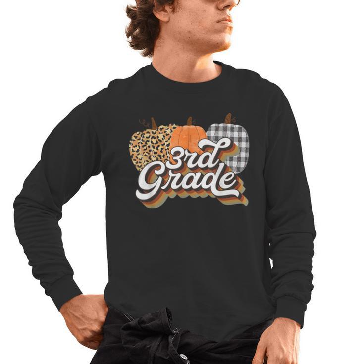 Fall Teacher Shirt 3rd Grade Teacher Retro Halloween Pumpkin Men's Long Sleeve T-Shirt