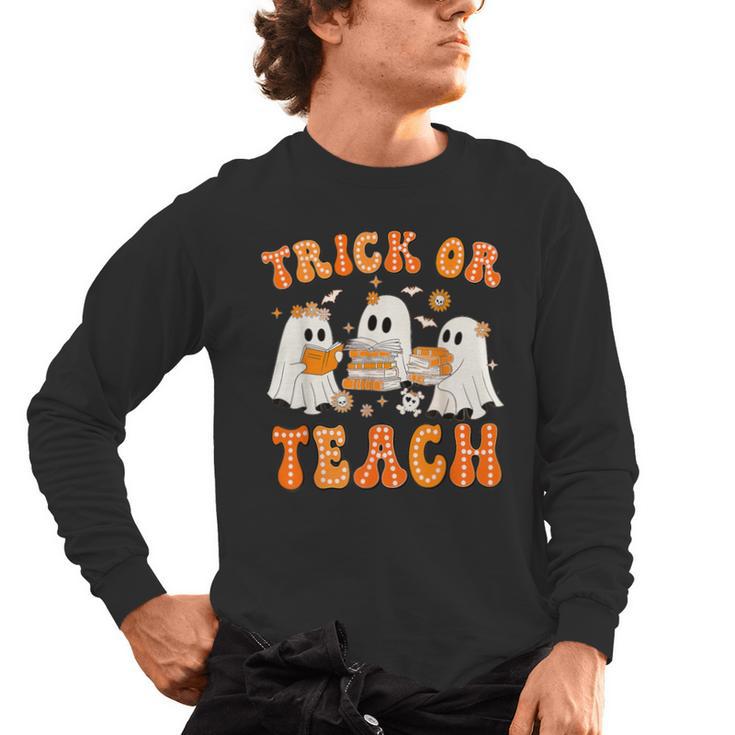 Teacher Halloween Trick Or Teach Retro Groovy Floral Ghost Men's Long Sleeve T-Shirt