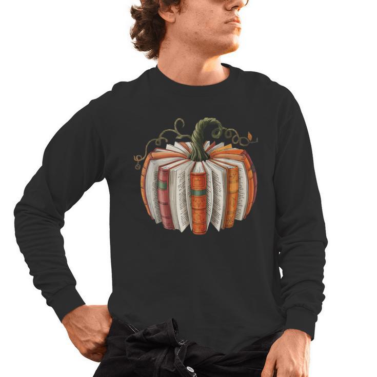 Vintage Book Pumpkin Autumn Fall Librarians Bookworm Teacher Men's Long Sleeve T-Shirt