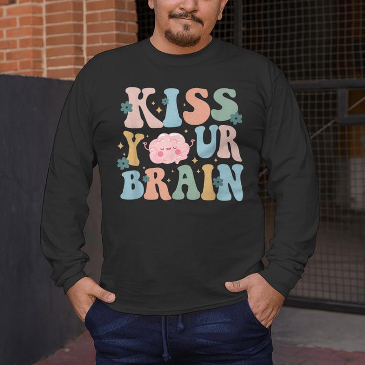 Kiss Your Brain Teacher Inspire Educate Groovy Retro Vintage Men's Long Sleeve T-Shirt, funny design