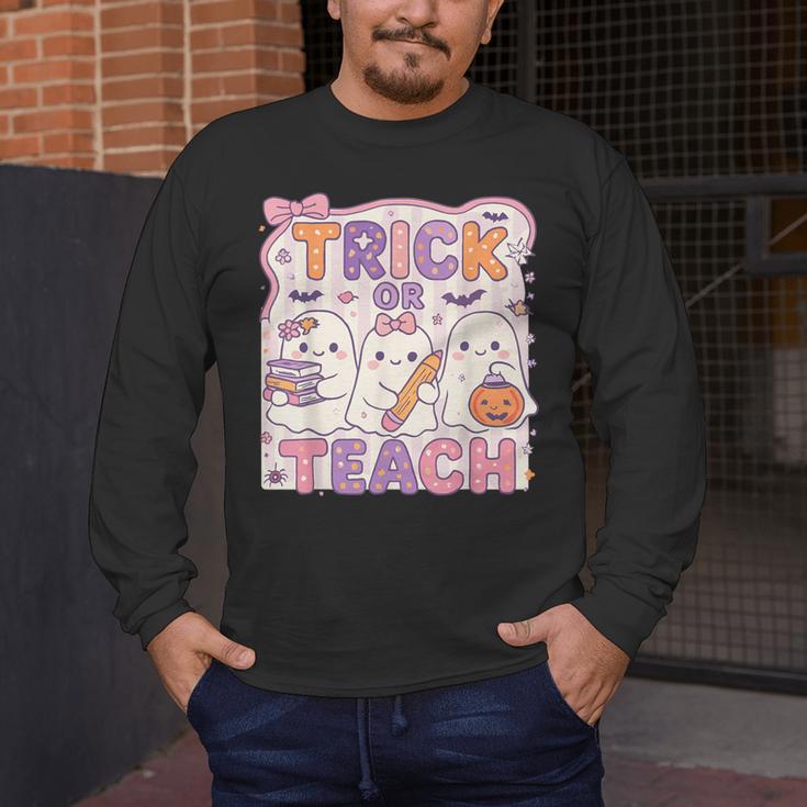 Trick Or Teach Retro Halloween Teacher Look Men's Long Sleeve T-Shirt, funny design Trick Or Teach Retro Halloween Teacher Look Men's Long Sleeve T-Shirt, funny design