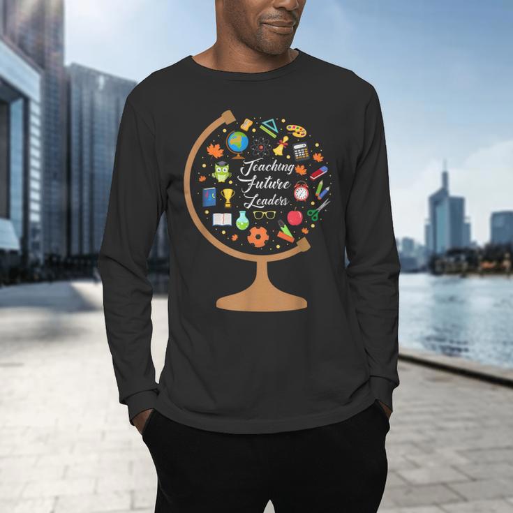 Awesome Teachers T Shirt Teaching Future Leaders Globe For Men Women Men's Long Sleeve T-Shirt, gift for family, gift for coworker