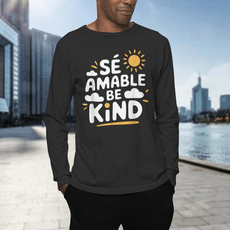 SÉ AMABLE Be Kind Bilingual Teacher Maestra Spanish Teacher Men's Long Sleeve T-Shirt, gift for family, gift for coworker