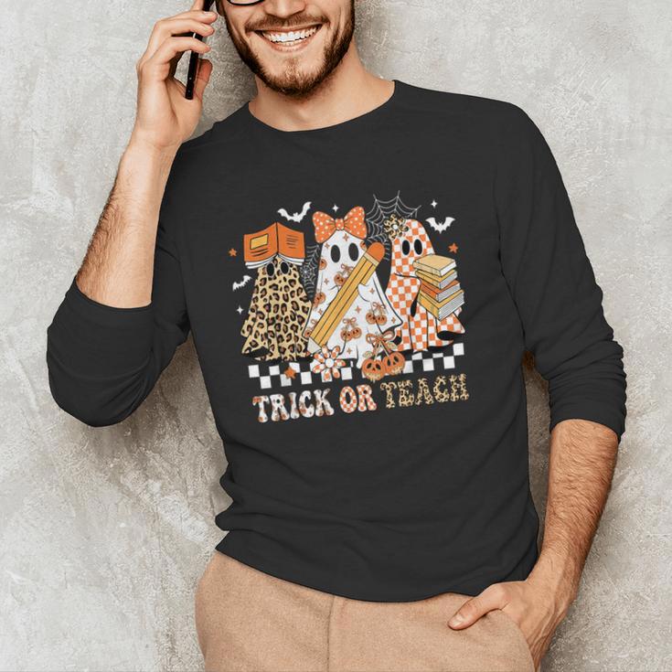 Trick Or Teach Groovy Teacher Halloween Floral Ghost Men's Long Sleeve T-Shirt, novelty gifts, funny gifts