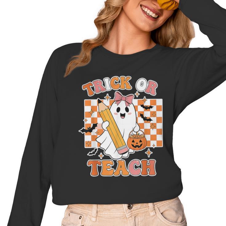 Vintage Teacher Shirt Women Trick Or Teach Halloween Women Long Sleeve T-Shirt