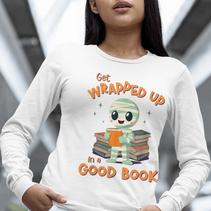Cute Halloween Teacher Librarian Mummy Reading Books Women Long Sleeve T-Shirt, funny gift